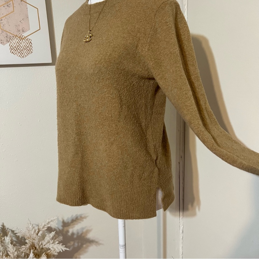J.crew extra soft Sweater - Picture 4 of 9